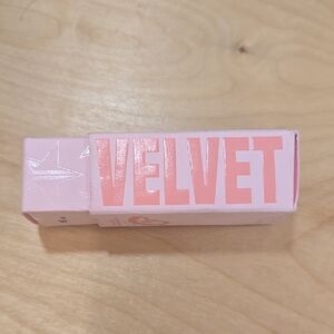 Jeffree Star Velvet Pink Lipstick